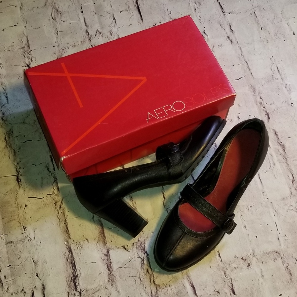 💛AEROSOLES